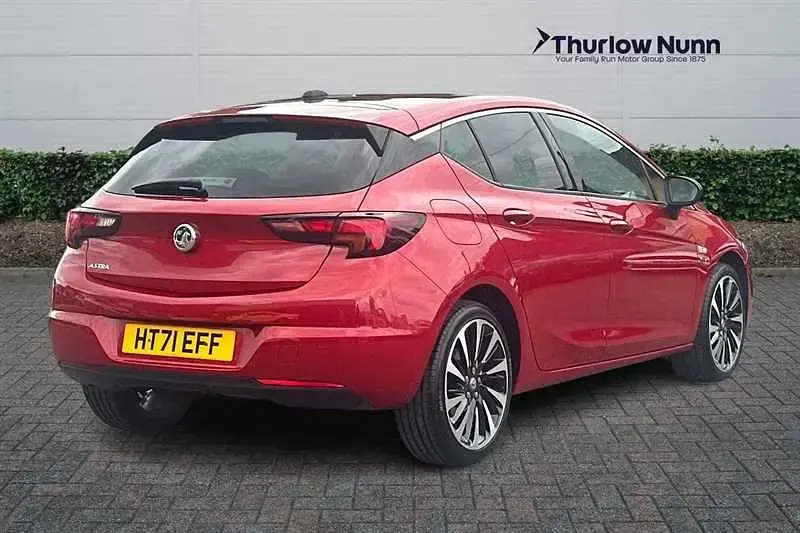 Used Vauxhall Astra Edition 145 HP (106 kW) 2021 Red Hatchback