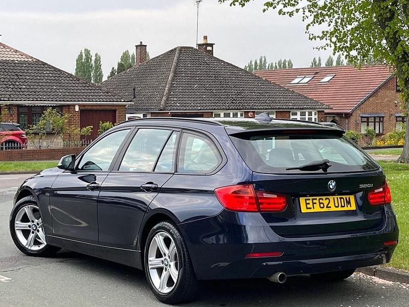 Used BMW 320 2012 Blue Estate