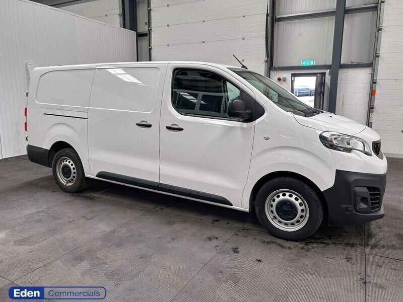White Used 2022 Peugeot Expert Premium Van | £12,290 (Fair price) - Image 1/4