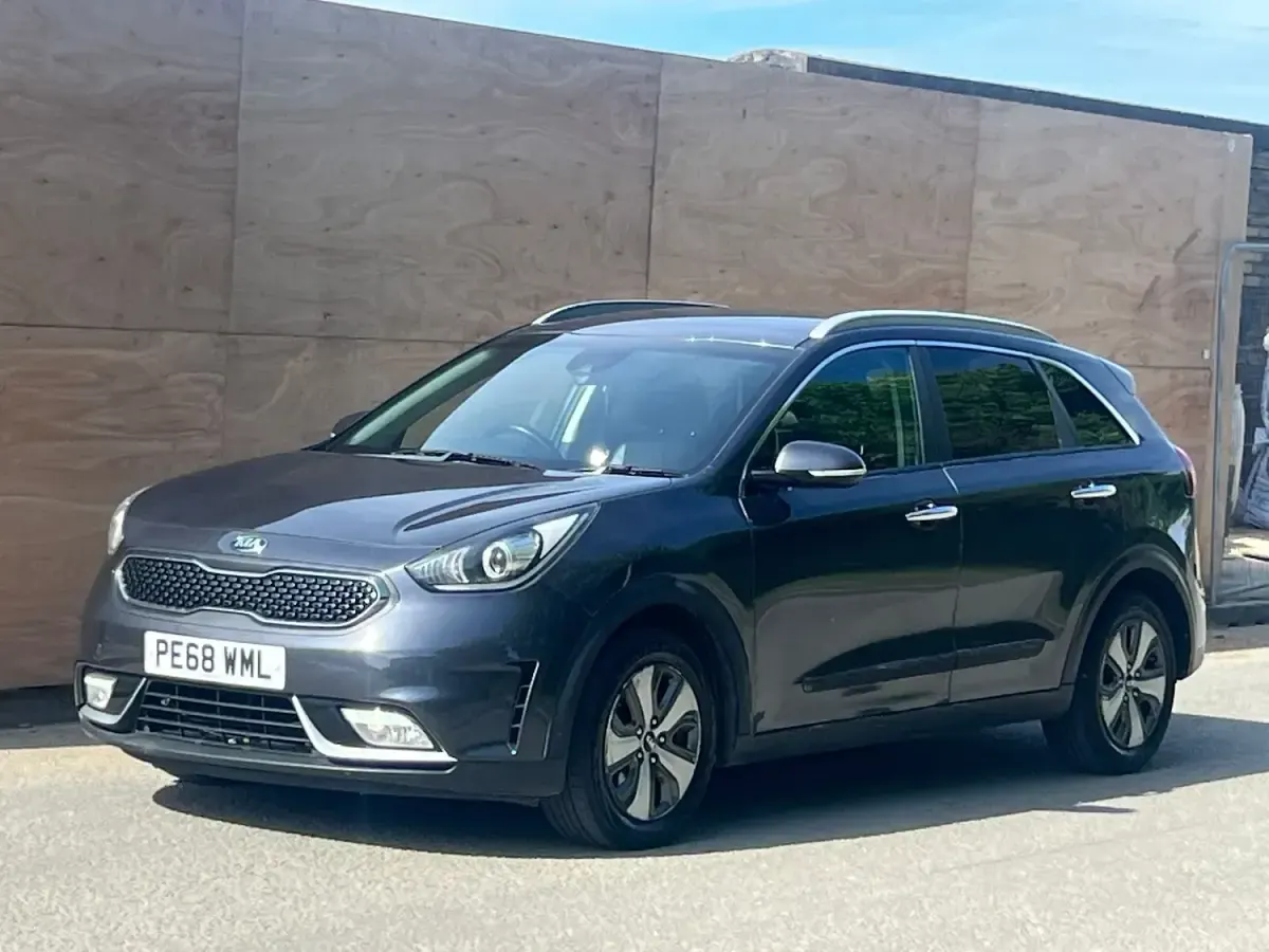 Used Kia Niro 141 HP (103 kW) 2018 Grey SUV