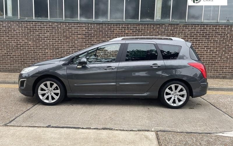 Used Peugeot 308 Active 114 HP (83 kW) 2014 Estate