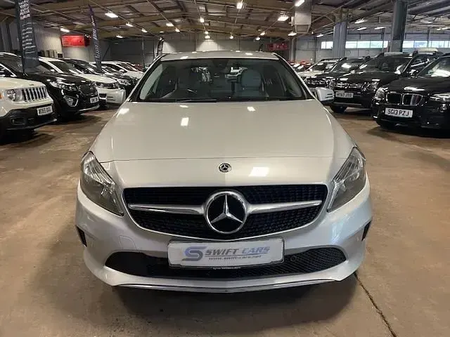 Used Mercedes A180 Executive 109 HP (80 kW) 2018 Silver Hatchback