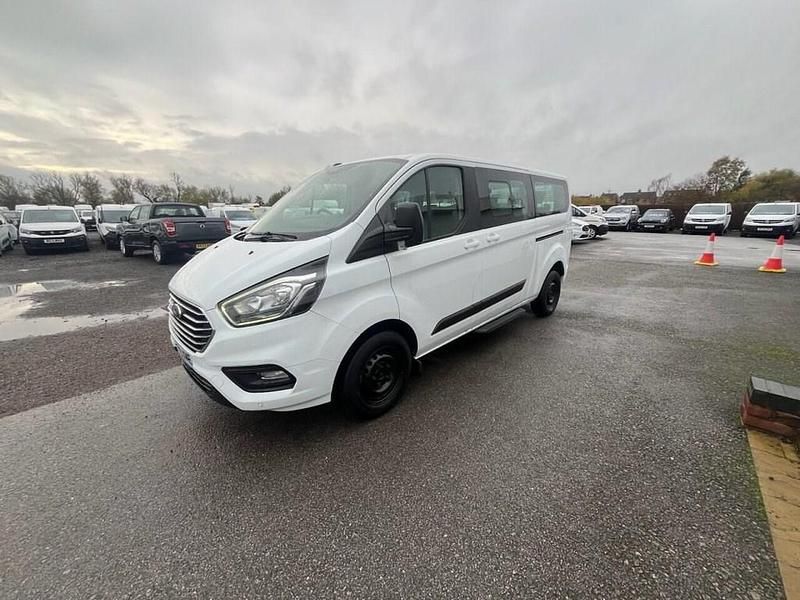 Used Ford Tourneo Custom S 2021 White Van