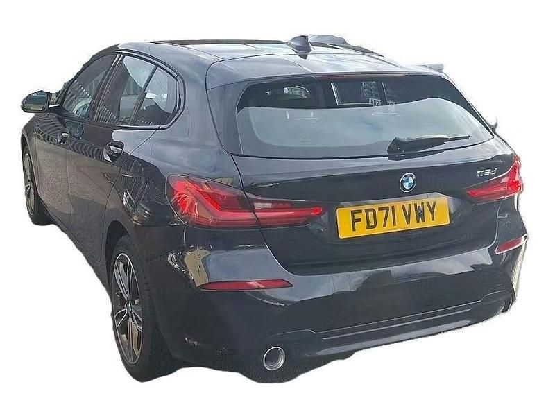 Used BMW 116 Sport Line 116 HP (85 kW) 2022 Black Hatchback