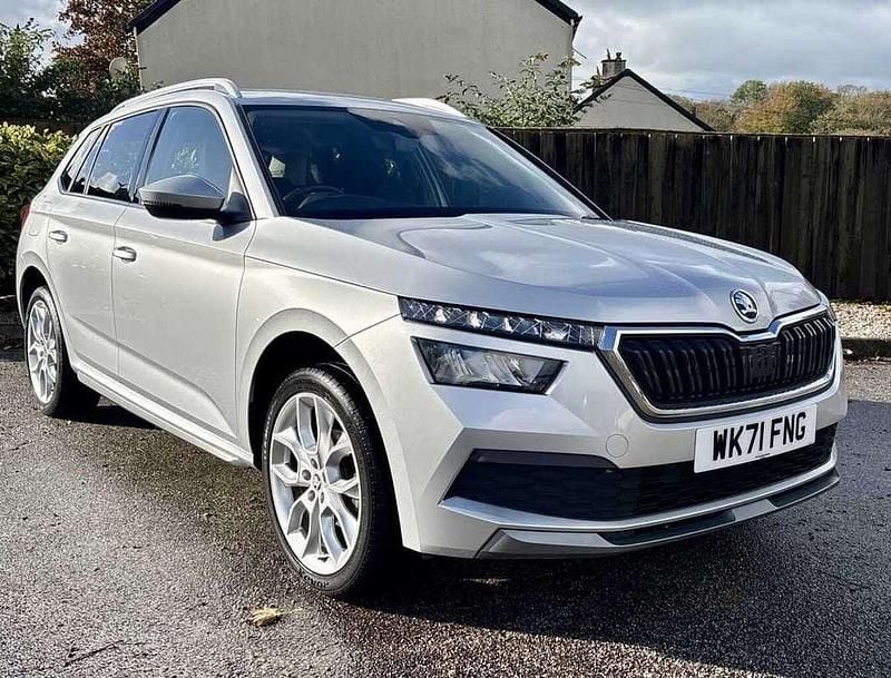 Brilliant silver metallic Used 2021 Skoda Kamiq SE L SUV | £13,995 (Fair price) - Image 1/4