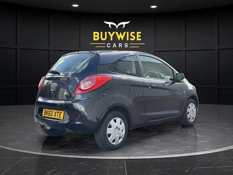 Używany Ford Ka Studio 69 KM (50 kW) 2010 Czarny Hatchback