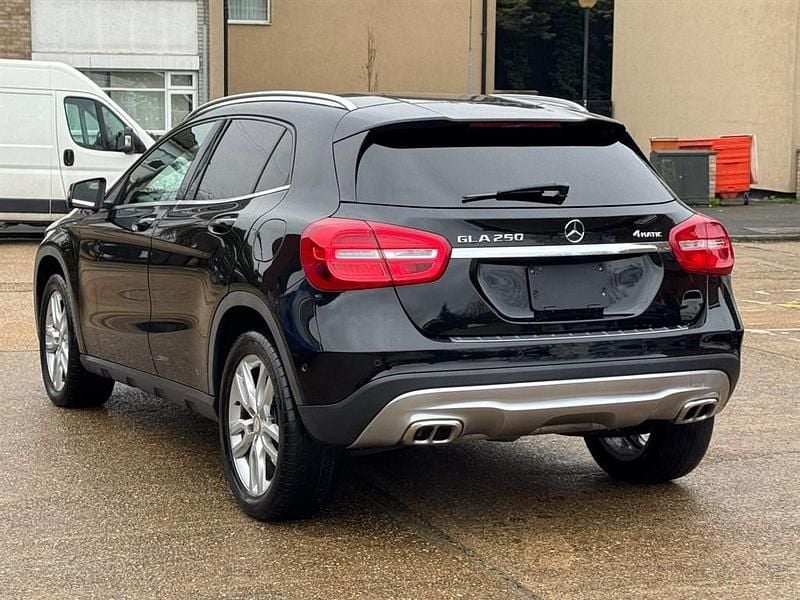 Used Mercedes GLA250 AMG 211 HP (155 kW) 2015 Black SUV