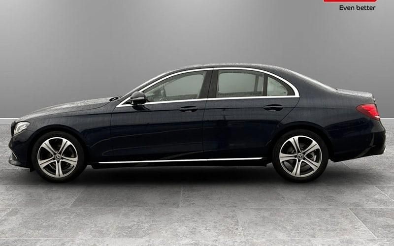 Used Mercedes E220 SE 194 HP (142 kW) 2020 Sedan