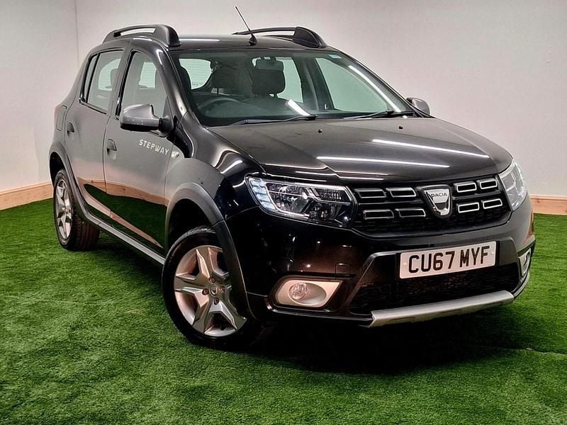 Black Used 2017 Dacia Sandero Ambiance Hatchback | £4,250 (Good price) - Image 1/4