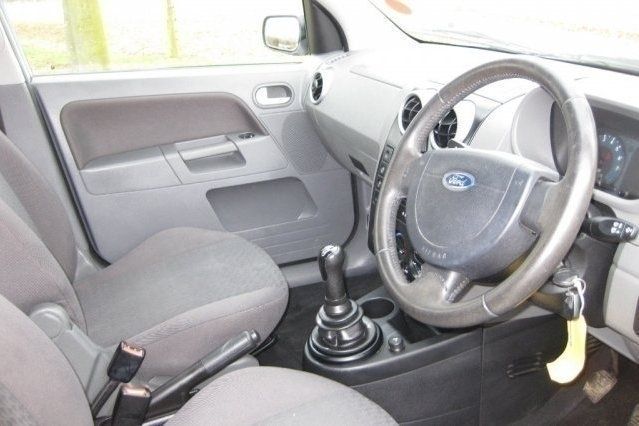 Used Ford Fusion 2003 Estate