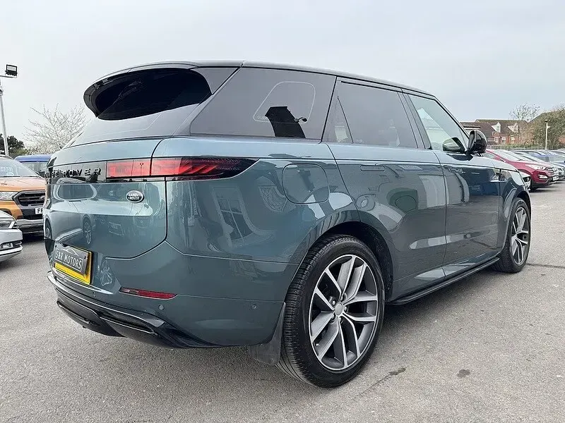 Used Land Rover Range Rover Sport Autobiography 295 HP (216 kW) 2023 Green SUV