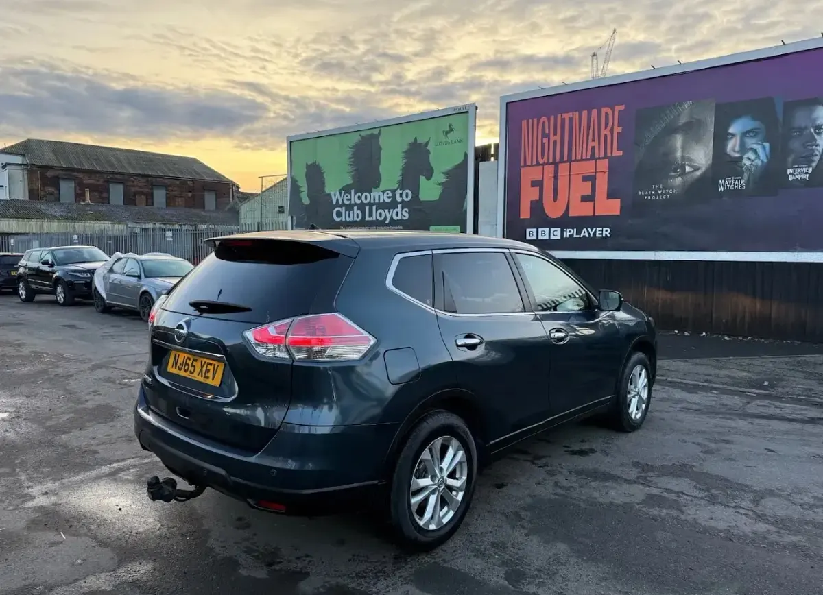 Usado Nissan X-Trail Acenta 130 CV (95 kW) 2015 Azul SUV