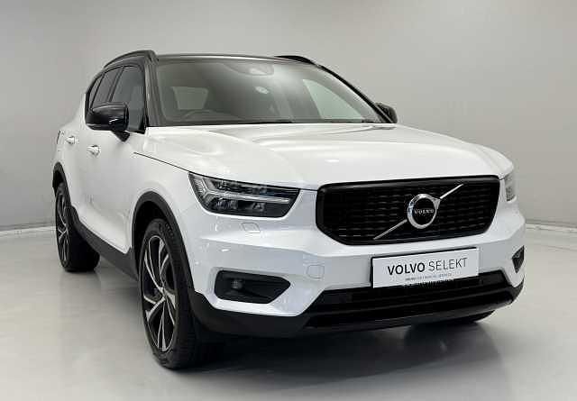 White Used 2021 Volvo XC40 R-Design Pro SUV | £22,275 (Good price) - Image 1/3