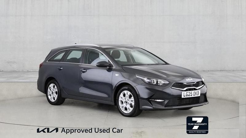 Grey Used 2025 Kia Ceed Hatchback | £18,450 (Fair price) - Image 1/4