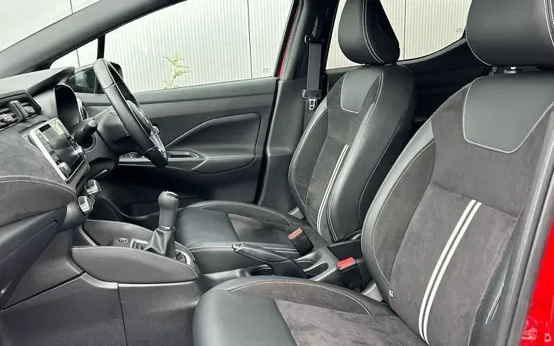 Used Nissan Micra 101 HP (74 kW) 2019 Red Hatchback
