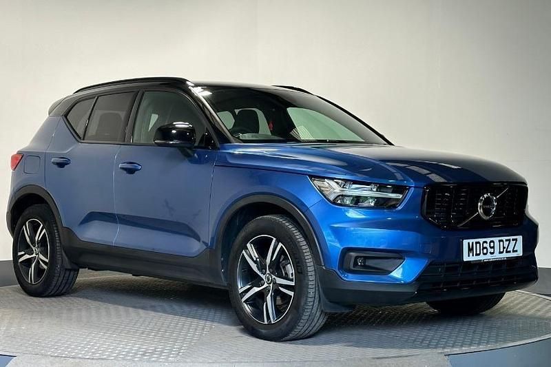 Blue Used 2020 Volvo XC40 R-Design SUV | £20,600 (Good price) - Image 1/4
