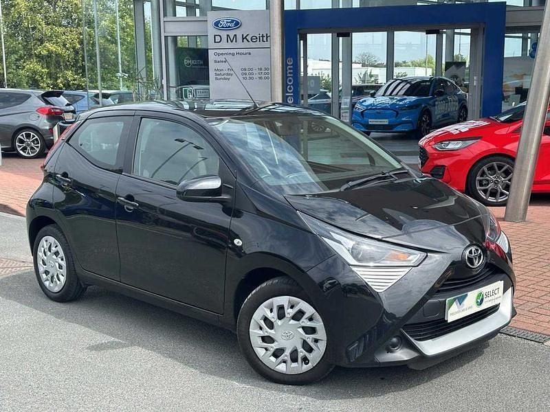 Metallic black Used 2019 Toyota Aygo X-play Hatchback | £7,750 (Fair price) - Image 1/4