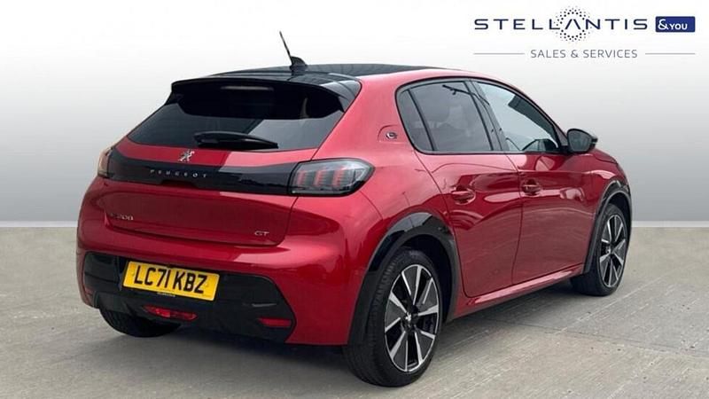 Used Peugeot e-208 Premium 98 kW (134 HP) 2021 Red Hatchback