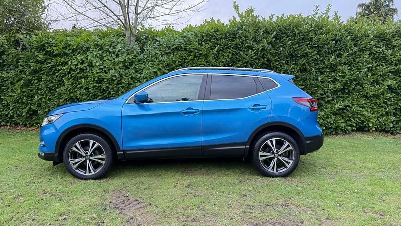 Used Nissan Qashqai N-Connecta 140 HP (102 kW) 2019 Blue SUV