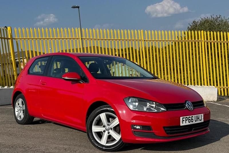 Used VW Golf VII Edition 2016 Red Hatchback