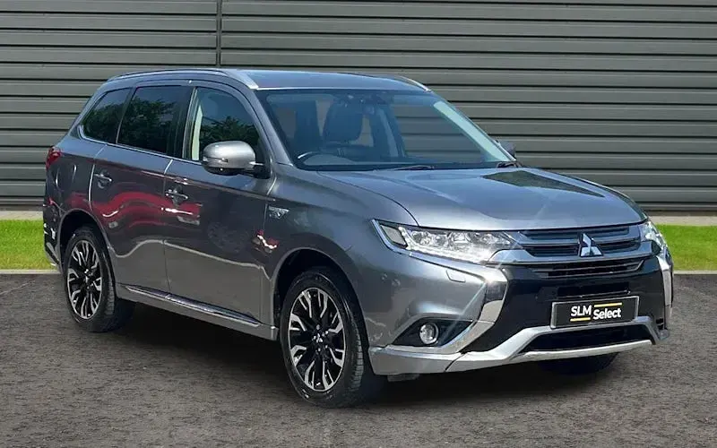 Used Mitsubishi Outlander P-HEV 203 HP (149 kW) 2018 Estate