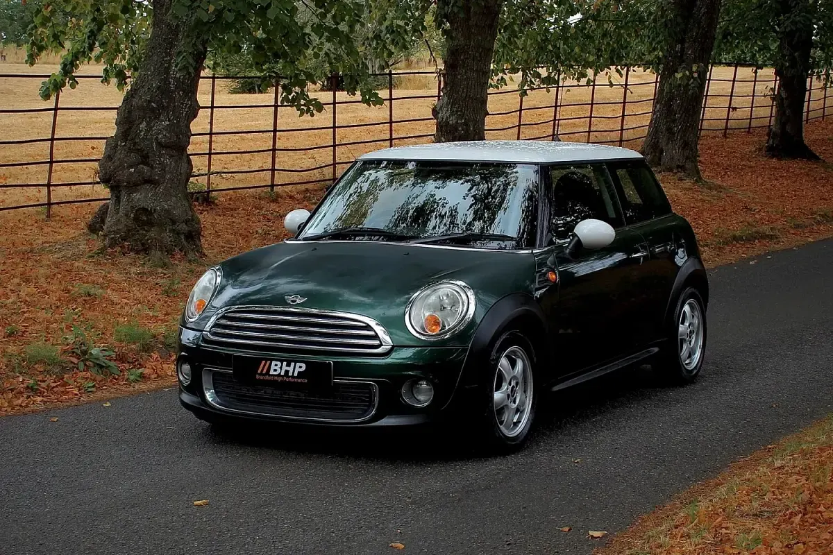 Used Mini Cooper Hatch 2010 Green Hatchback