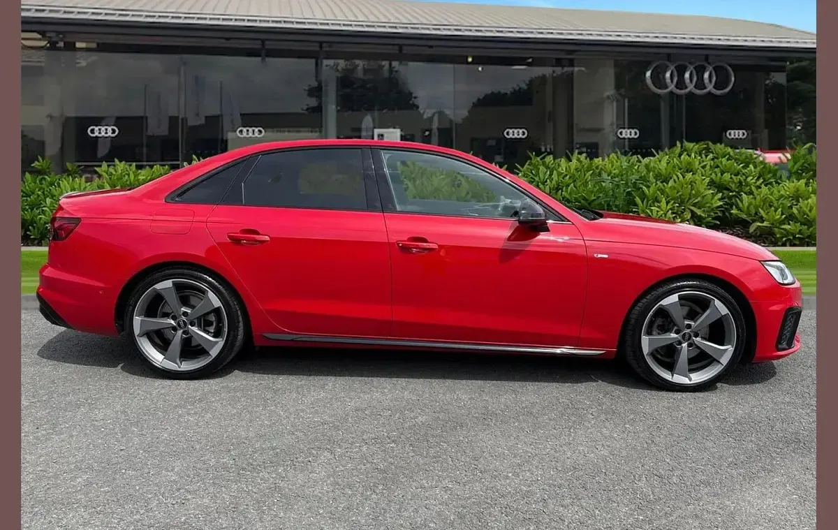 Used Audi A4 Black Edition 147 HP (108 kW) 2024 Red Sedan