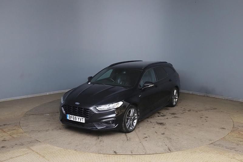 Begagnad Ford Mondeo ST-Line 150 HK (110 kW) 2019 Svart Kombi