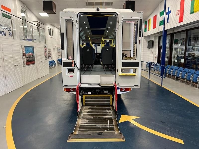 Used Mercedes Sprinter 130 HP (95 kW) 2015 White