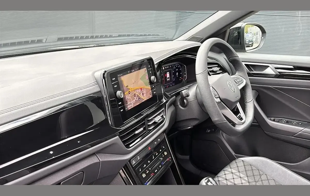 Używany VW T-Roc Black Edition 150 KM (110 kW) 2025 Czarny SUV