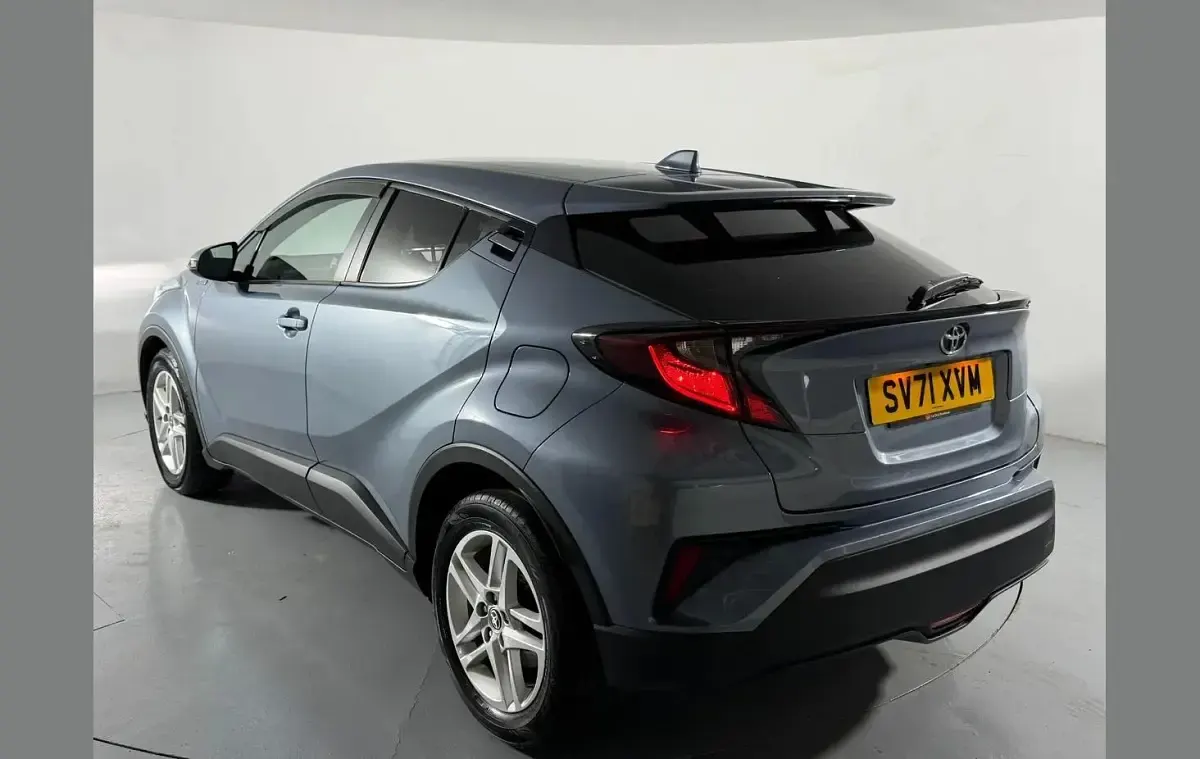Used Toyota C-HR 122 HP (89 kW) 2021 Grey SUV