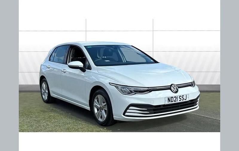 Used VW Golf VIII Life 147 HP (108 kW) 2021 White Hatchback