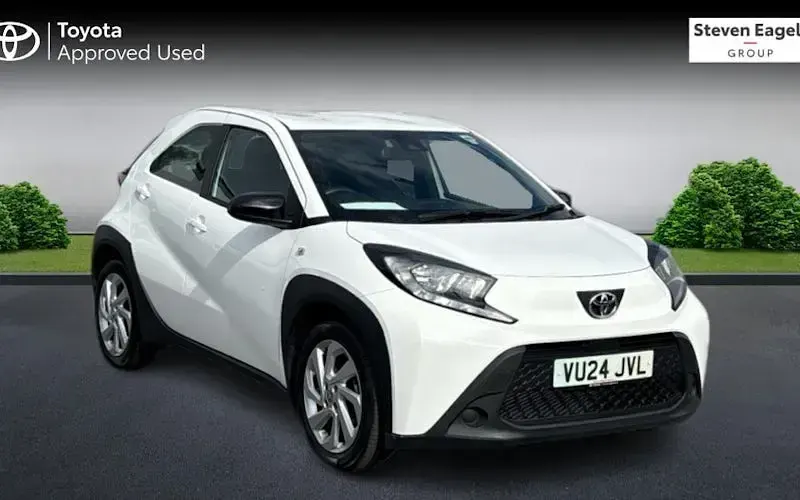 Used Toyota Aygo X PURE 72 HP (52 kW) 2024 SUV