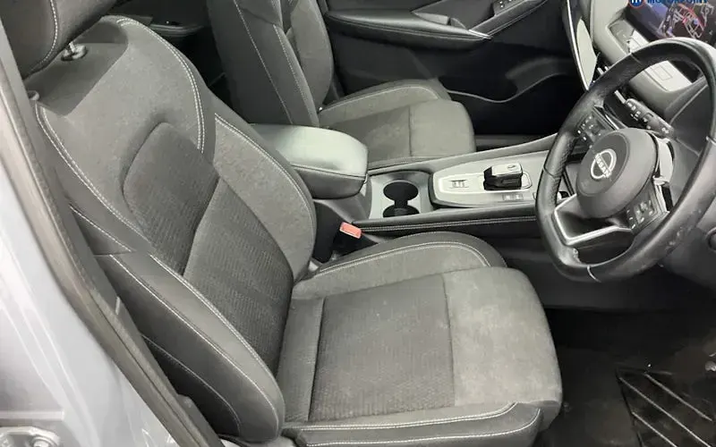 Used Nissan Qashqai N-Connecta 190 HP (139 kW) 2023 Grey SUV