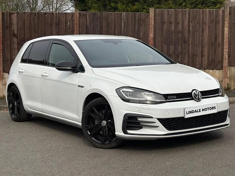 Used VW Golf VII GTD 184 HP (135 kW) 2017 White Hatchback