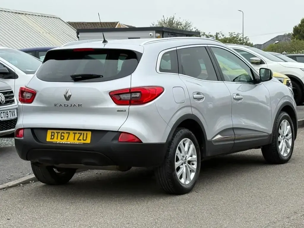 Used Renault Kadjar Dynamique 110 HP (80 kW) 2017 Silver SUV