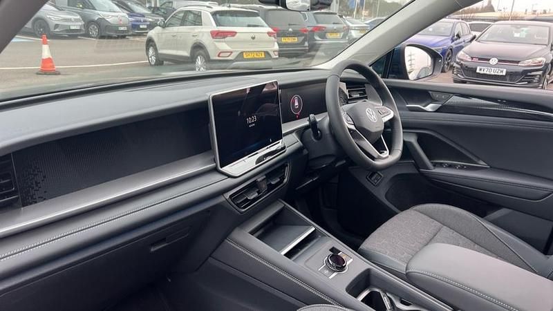 Ny VW Tayron Match 204 HK (150 kW) 2026 Blå SUV