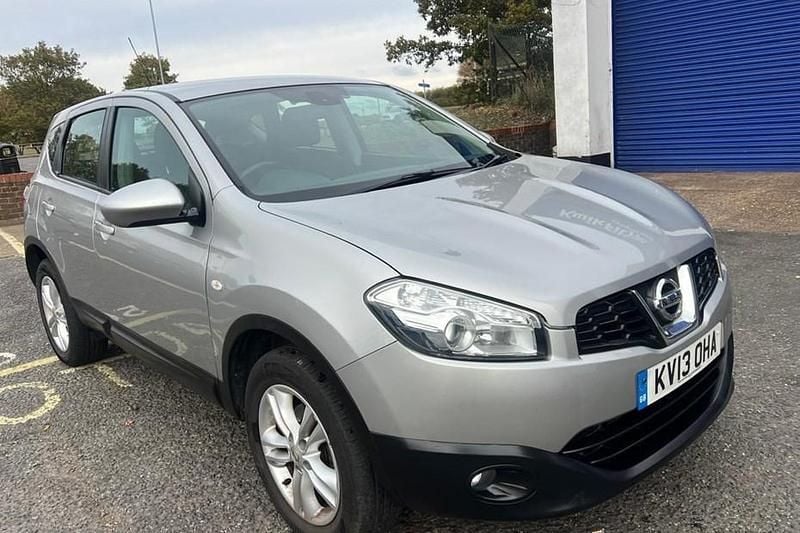 Silver Used 2013 Nissan Qashqai Acenta SUV | £2,495 (Good price) - Image 1/1
