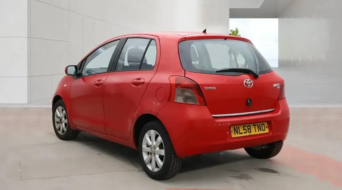 Used Toyota Yaris 2008 Red Hatchback
