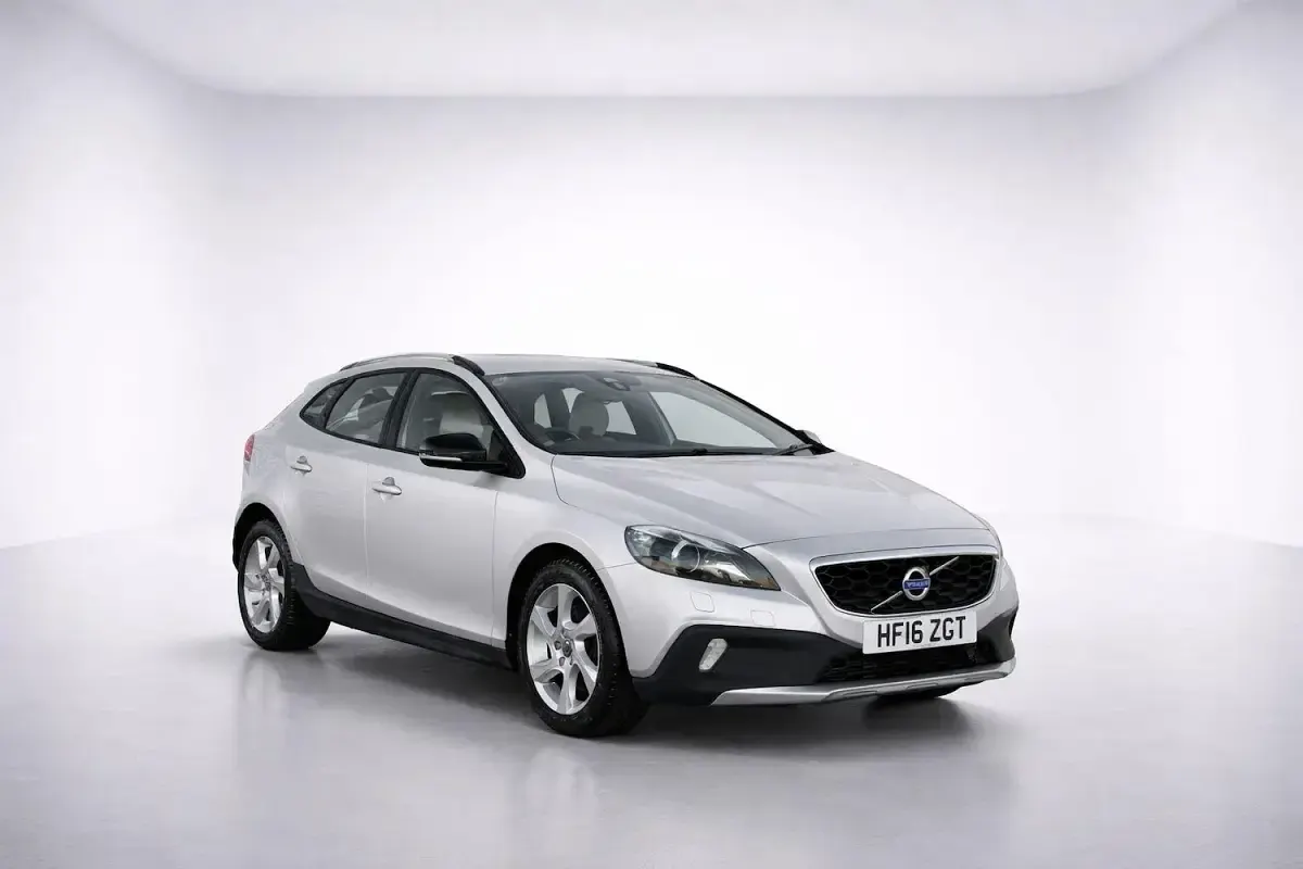 Used Volvo V40 2016 Silver Hatchback