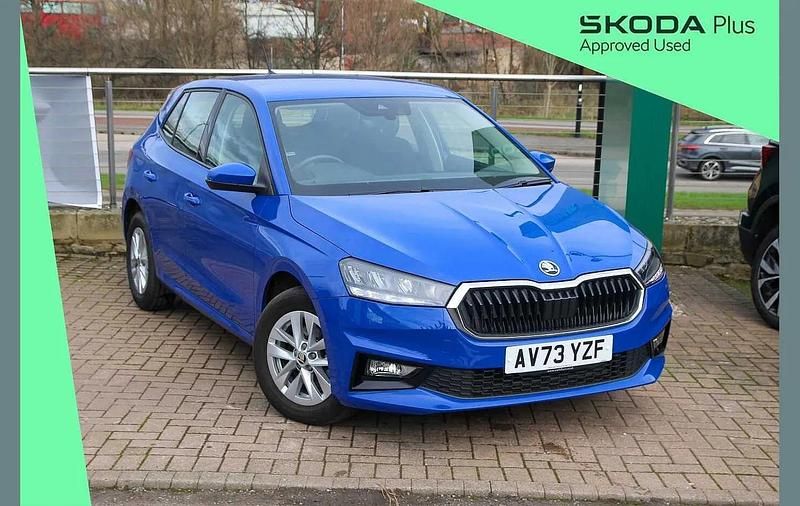 Used Skoda Fabia Comfort 108 HP (79 kW) 2023 Blue Hatchback