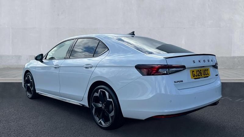 Used Skoda Superb SportLine 150 HP (110 kW) 2026 Pure white Hatchback