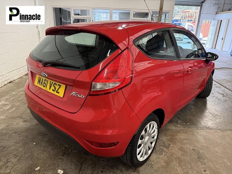 Used Ford Fiesta 82 HP (60 kW) 2011 Red Hatchback