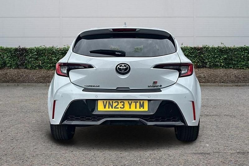 Usado Toyota Corolla Sport 2023 Cinzento Citadino