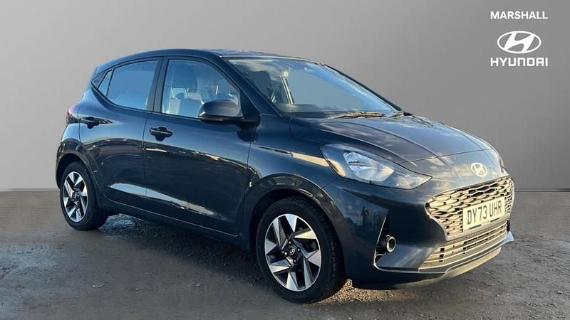 Used Hyundai i10 Advanced 67 HP (49 kW) 2024 Grey Hatchback