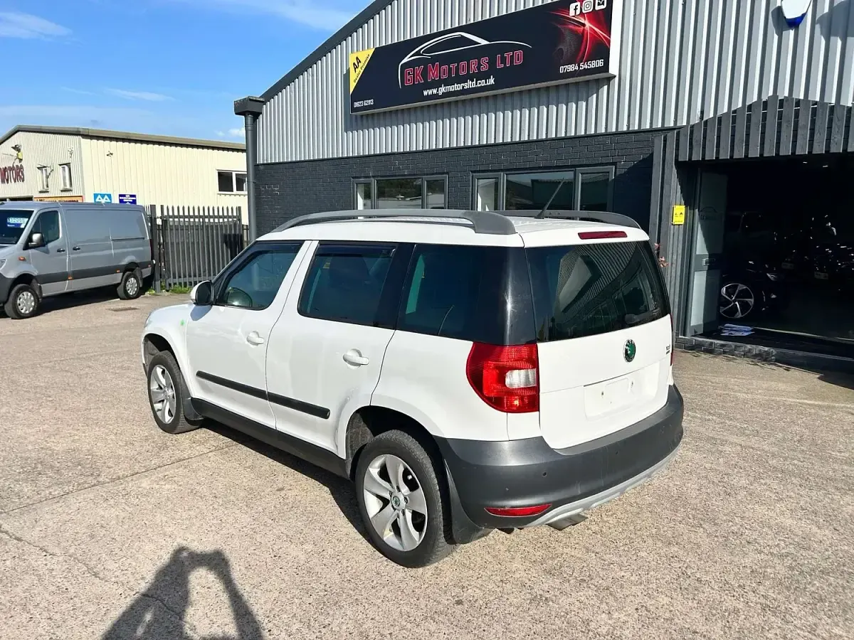 Used Skoda Yeti GreenLine 2012 White SUV