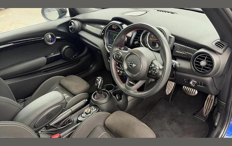 Used Mini Cooper S Sport 192 HP (141 kW) 2020 Blue Hatchback