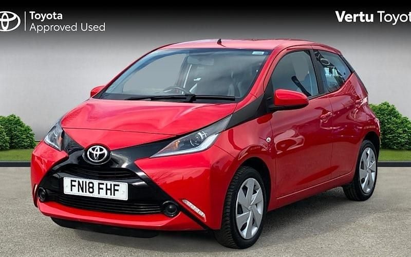 Used Toyota Aygo X-play 69 HP (50 kW) 2018 Hatchback