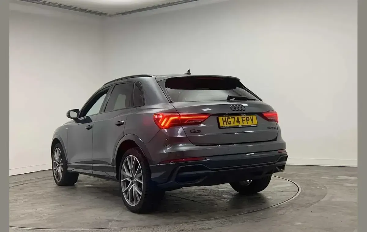 Used Audi Q3 Black Edition 150 HP (110 kW) 2024 Grey SUV