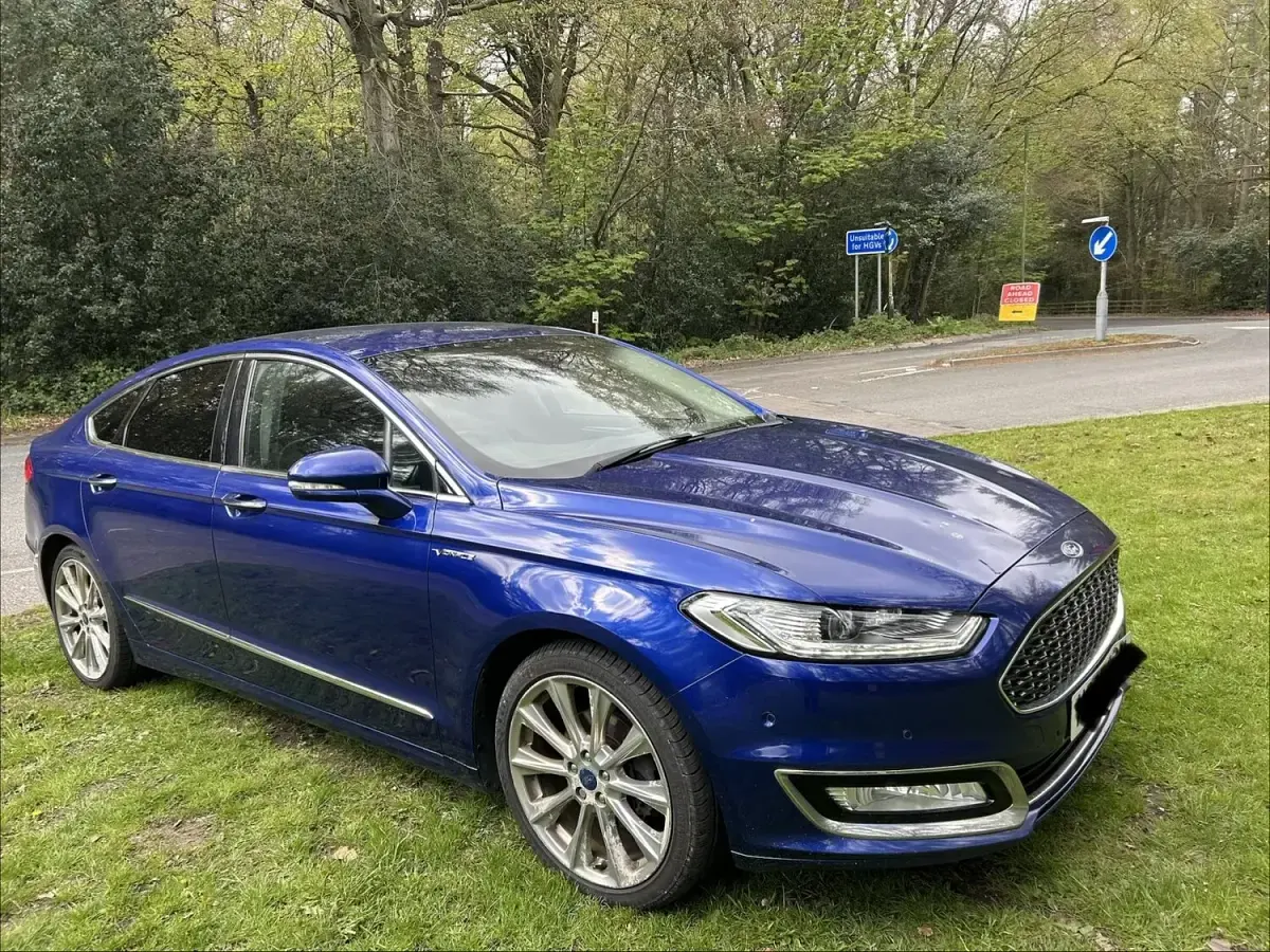 Used Ford Mondeo 150 HP (110 kW) 2018 Blue Hatchback